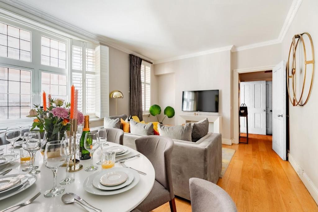 Revamped & Luxxe For Covent Garden Lovers! Adorable City Home For Families & Friends 伦敦 外观 照片