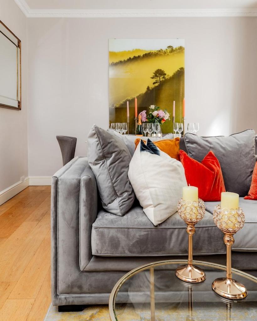 Revamped & Luxxe For Covent Garden Lovers! Adorable City Home For Families & Friends 伦敦 外观 照片